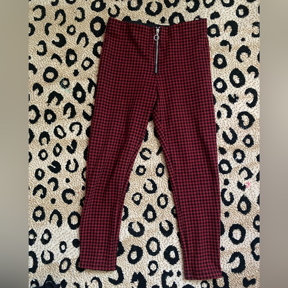 Red and black Zara leggings